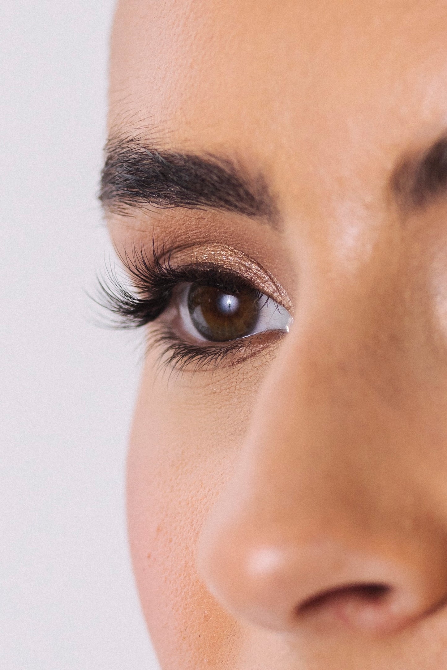 The Cassidy Pre-Glued DIY Press-On Lashes